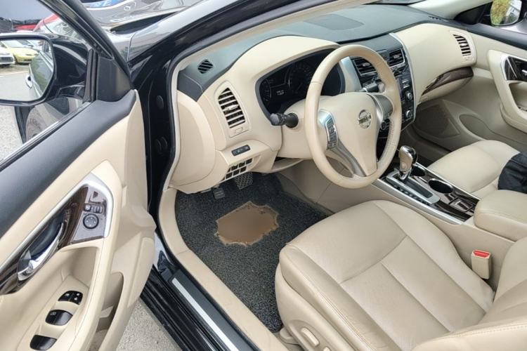Used Nissan Teana 2014 2.0L XL Upper Tech Edition Driver Seat