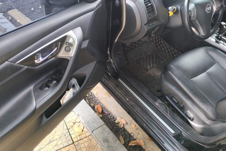 Used Nissan Teana 2014 2.0L XL Upper Tech Edition Driver Seat