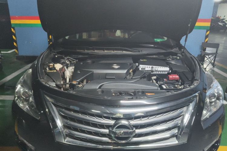 Used Nissan Teana 2014 Duke 2.5L XV Glory Edition Engine Bay