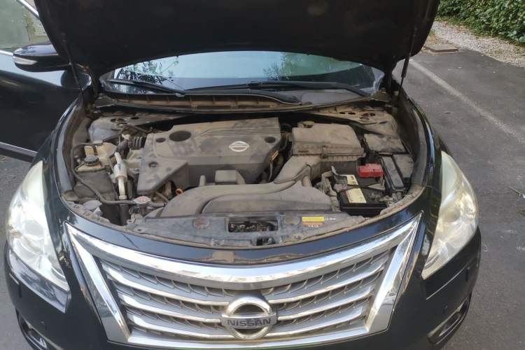 Used Nissan Teana 2014 Duke 2.5L XV Glory Edition Engine Bay