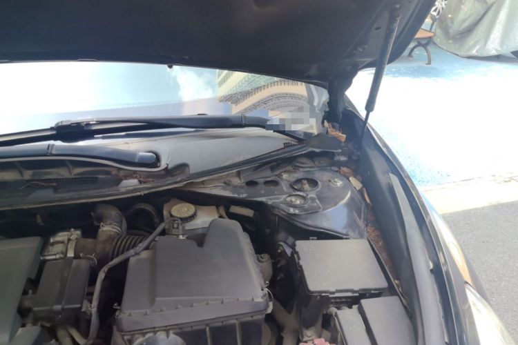 Used Nissan Teana 2014 2.0L XL Upper Tech Edition Engine Bay Left