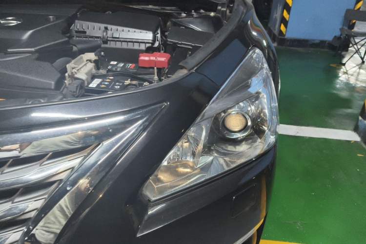 Used Nissan Teana 2014 Duke 2.5L XV Glory Edition Engine Bay Left