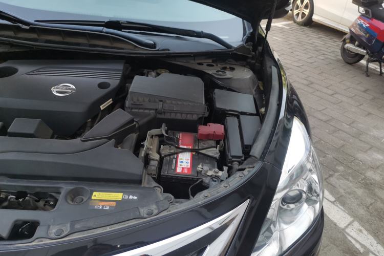 Used Nissan Teana 2014 Duke 2.5L XV Glory Edition Engine Bay Left