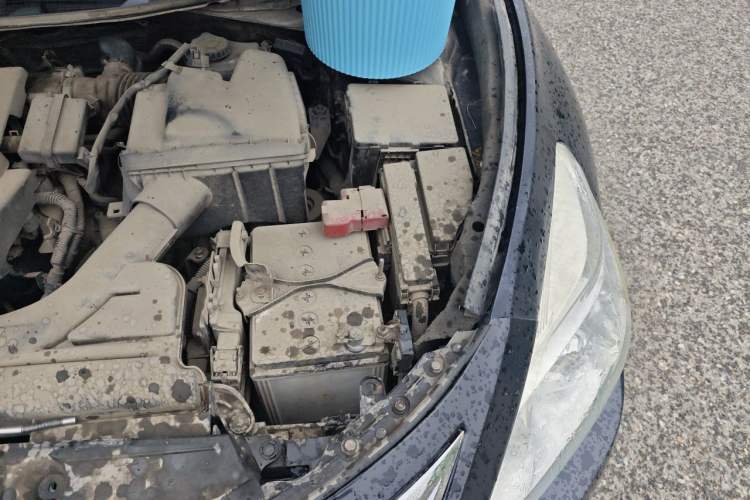 Used Nissan Teana 2014 2.0L XL Upper Tech Edition Engine Bay Left