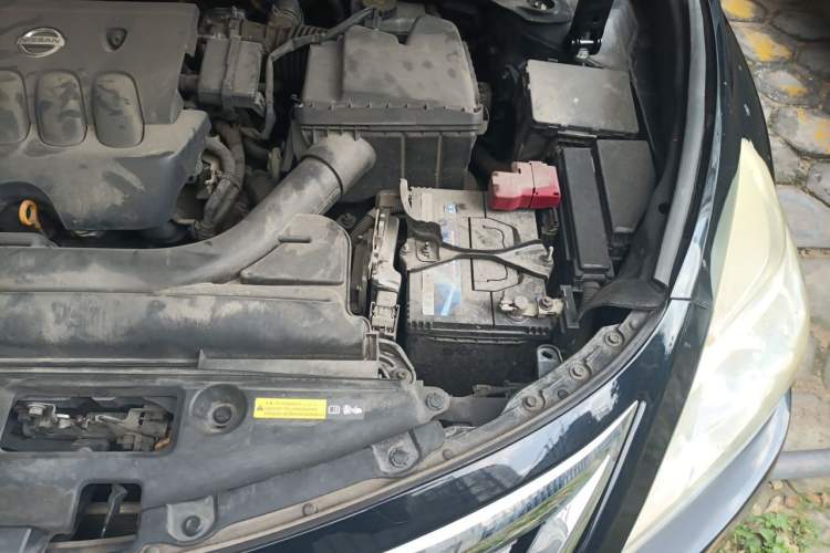 Used Nissan Teana 2014 2.0L XL Upper Tech Edition Engine Bay Left