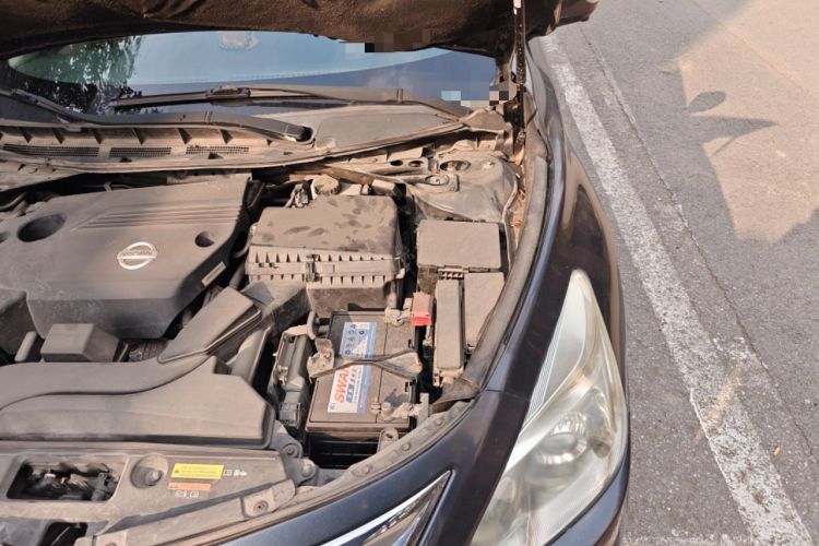 Used Nissan Teana 2014 Duke 2.5L XV-VIP Luxury Edition Engine Bay Left