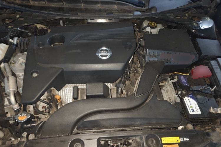 Used Nissan Teana 2014 Duke 2.5L XV Deluxe Edition Engine Bay