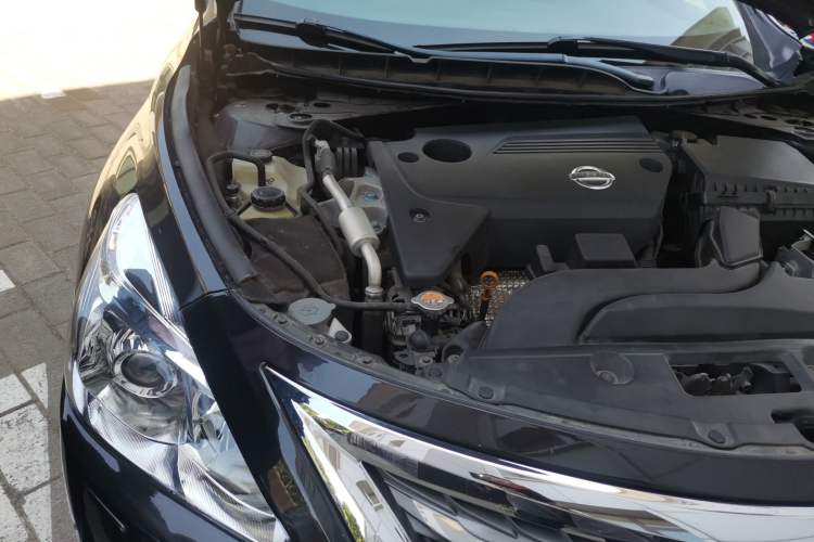 Used Nissan Teana 2014 Duke 2.5L XV Glory Edition Engine Bay Right