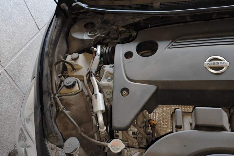 Used Nissan Teana 2014 2.5L XL Upper Tech Edition Engine Bay Right