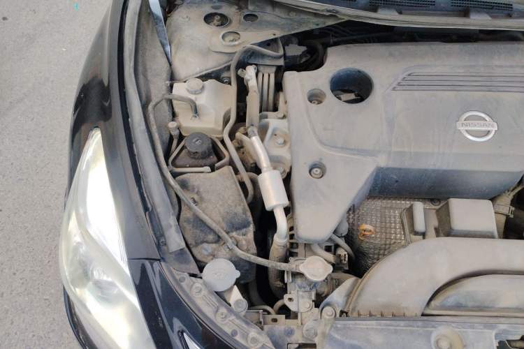 Used Nissan Teana 2014 Duke 2.5L XV Deluxe Edition Engine Bay Right