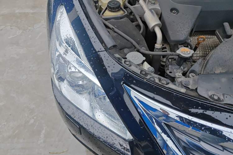 Used Nissan Teana 2014 Duke 2.5L XV Deluxe Edition Engine Bay Right
