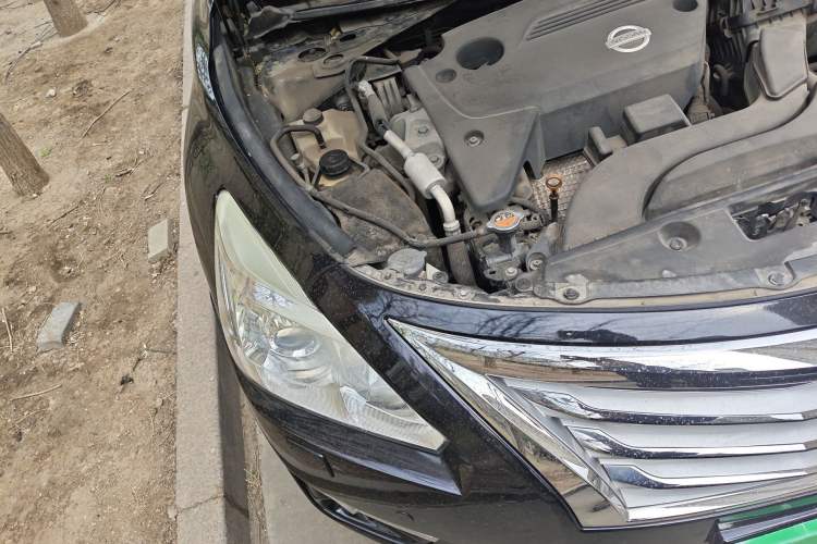 Used Nissan Teana 2014 2.5L XL Upper Tech Edition Engine Bay Right