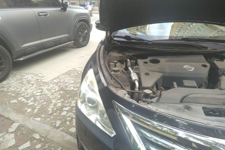 Used Nissan Teana 2014 Duke 2.5L XV Deluxe Edition Engine Bay Right