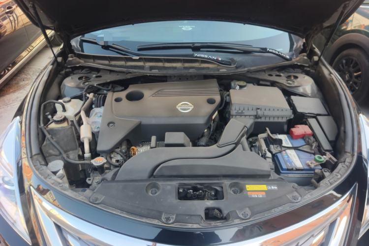Used Nissan Teana 2014 Duke 2.5L XV-VIP Luxury Edition Engine Bay