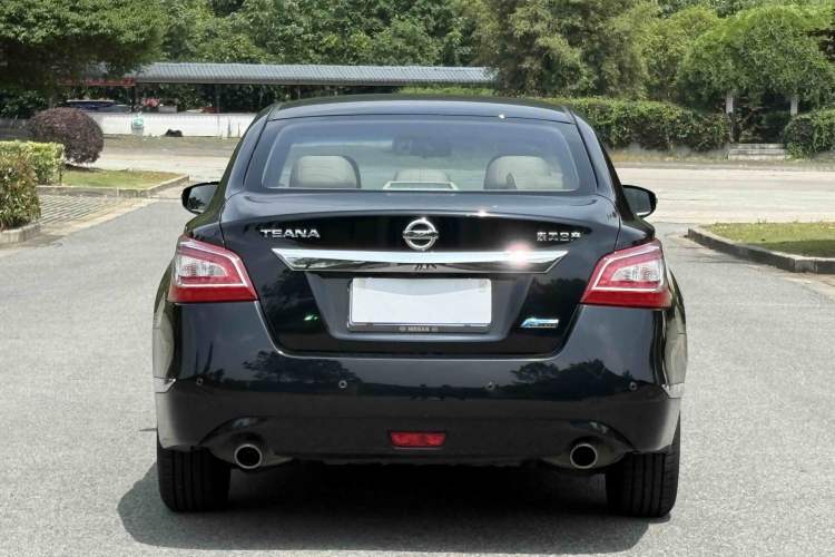 Used Nissan Teana 2014 2.0L XL Upper Tech Edition Exterior 3
