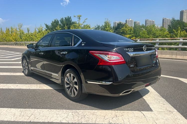 Used Nissan Teana 2014 Duke 2.5L XV Deluxe Edition Exterior 4