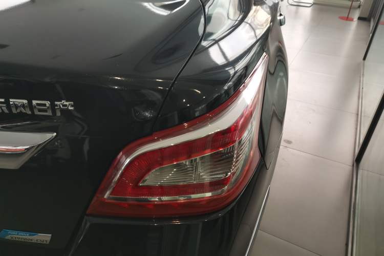 Used Nissan Teana 2014 Duke 2.5L XV Deluxe Edition Exterior 6