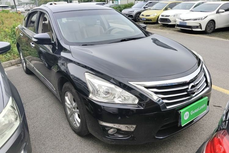 Used Nissan Teana 2014 2.0L XL Upper Tech Edition Front Right 45 Deg