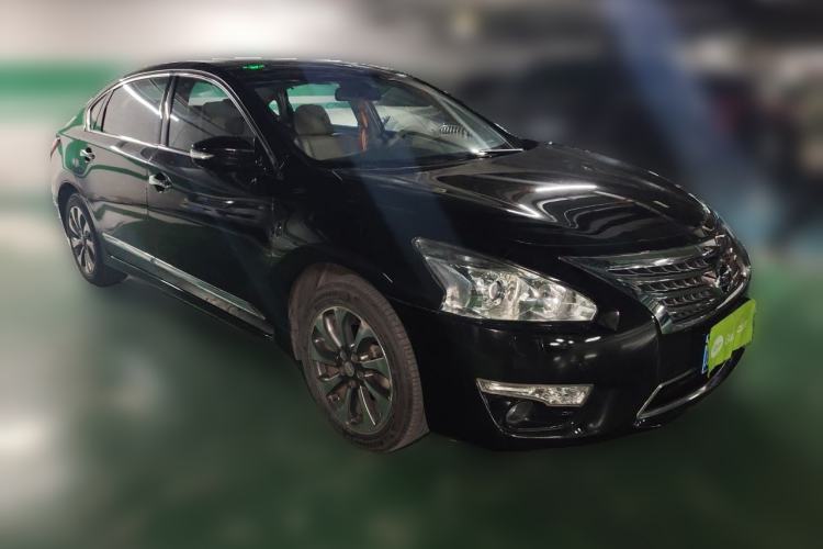 Used Nissan Teana 2014 Duke 2.5L XV Glory Edition Front Right 45 Deg