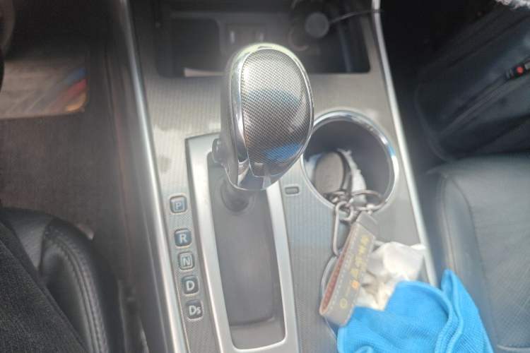 Used Nissan Teana 2014 2.0L XL Upper Tech Edition Gear Lever