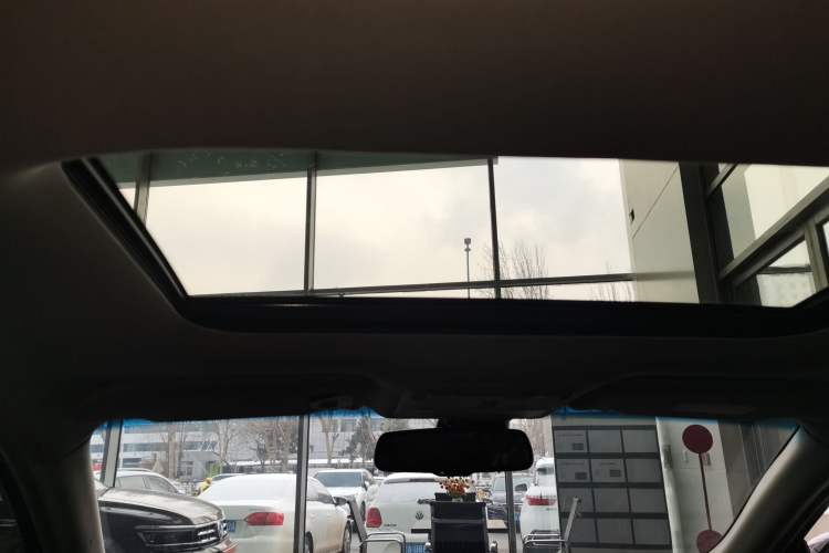 Used Nissan Teana 2014 Duke 2.5L XV Deluxe Edition Headliner