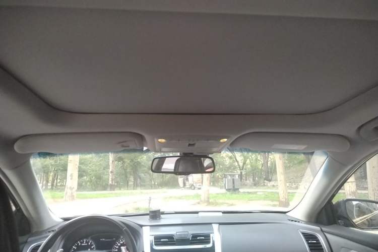 Used Nissan Teana 2014 Duke 2.5L XV Deluxe Edition Headliner