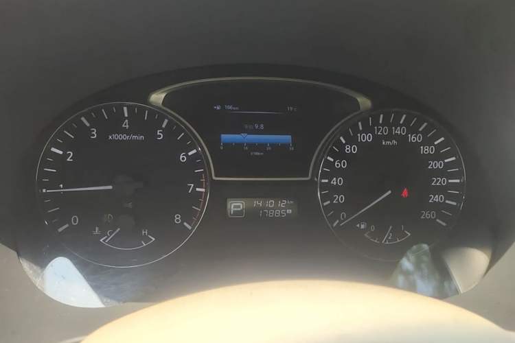 Used Nissan Teana 2014 Duke 2.5L XV Luxury Edition Instrument Cluster
