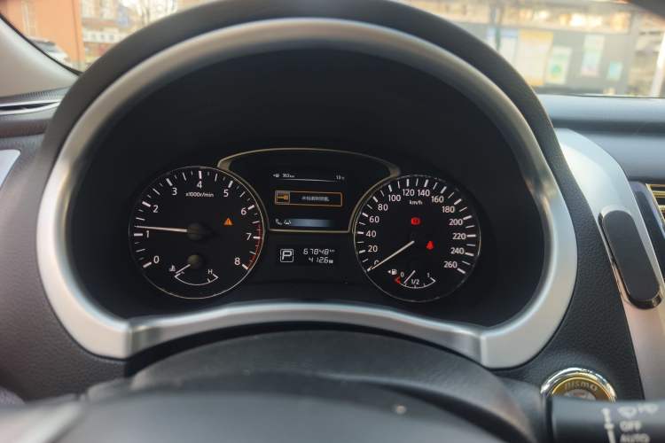 Used Nissan Teana 2014 Duke 2.5L XV-VIP Luxury Edition Instrument Cluster