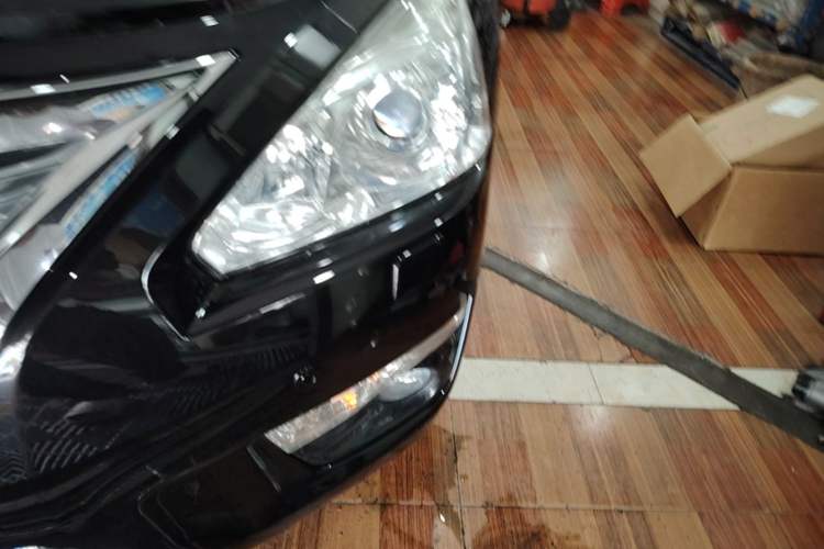 Used Nissan Teana 2014 Duke 2.5L XV Deluxe Edition Left Front Headlight