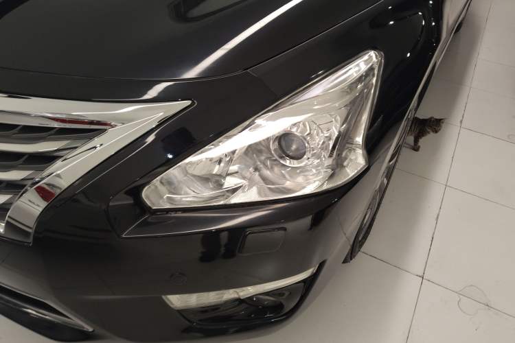 Used Nissan Teana 2014 Duke 2.5L XV Deluxe Edition Left Front Headlight