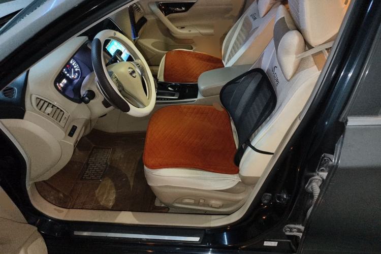Used Nissan Teana 2014 2.5L XL Upper Tech Edition Left Front Seat