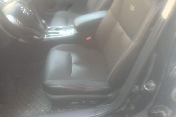Used Nissan Teana 2014 Duke 2.5L XV Luxury Edition Left Front Seat