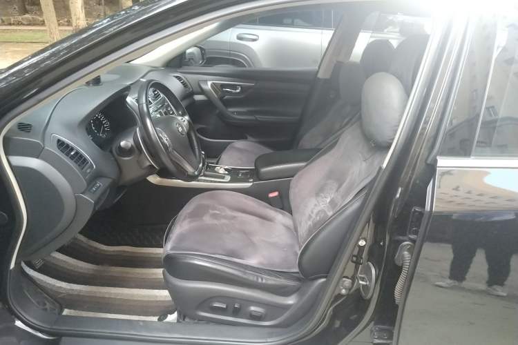 Used Nissan Teana 2014 Duke 2.5L XV Deluxe Edition Left Front Seat
