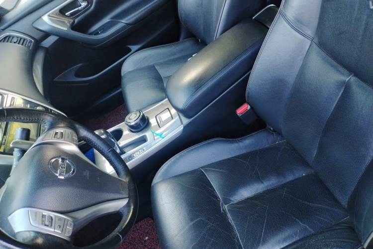 Used Nissan Teana 2014 Duke 2.5L XV Deluxe Edition Left Front Seat