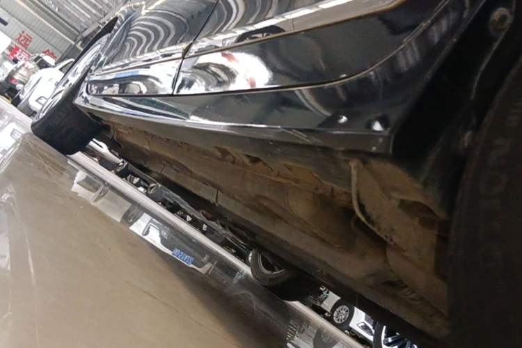 Used Nissan Teana 2014 Duke 2.5L XV Glory Edition Left Side Sill