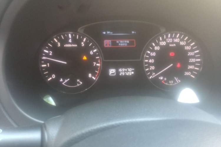 Used Nissan Teana 2014 Duke 2.5L XV Luxury Edition Odometer Close Up