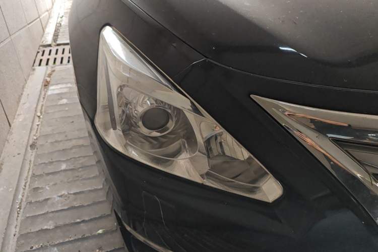 Used Nissan Teana 2014 2.5L XL Upper Tech Edition Right Front Headlight