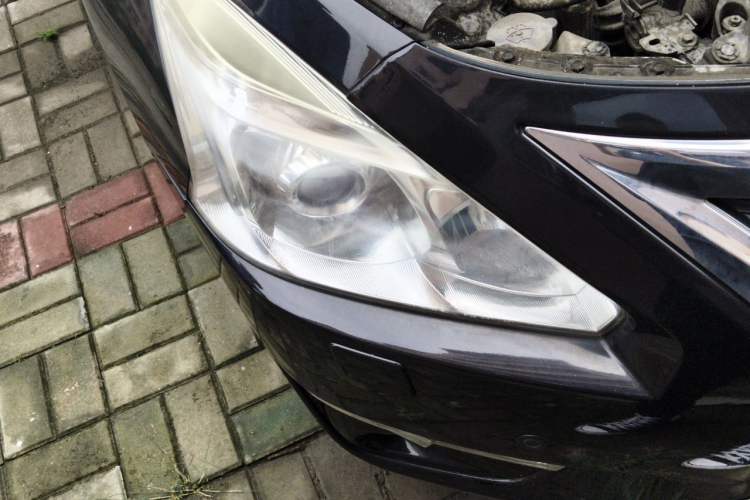 Used Nissan Teana 2014 Duke 2.5L XV Luxury Edition Right Front Headlight