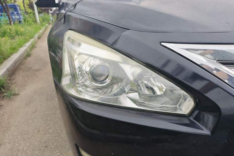 Used Nissan Teana 2014 2.0L XL Upper Tech Edition Right Front Headlight