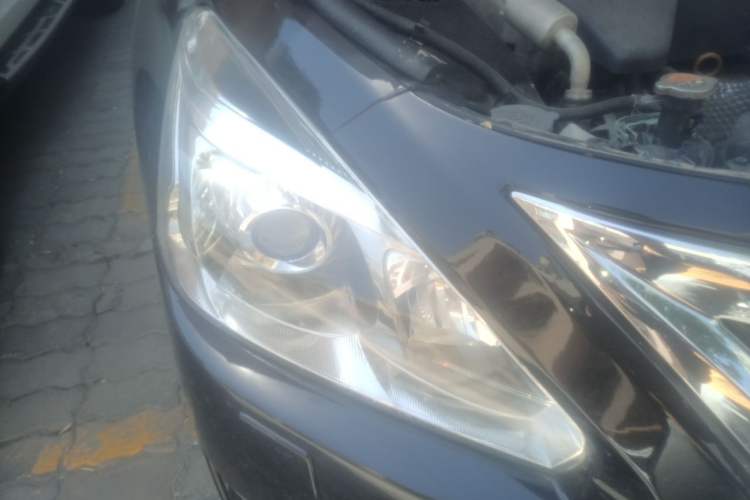 Used Nissan Teana 2014 Duke 2.5L XV Luxury Edition Right Front Headlight