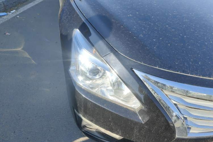 Used Nissan Teana 2014 2.0L XL Upper Tech Edition Right Front Headlight
