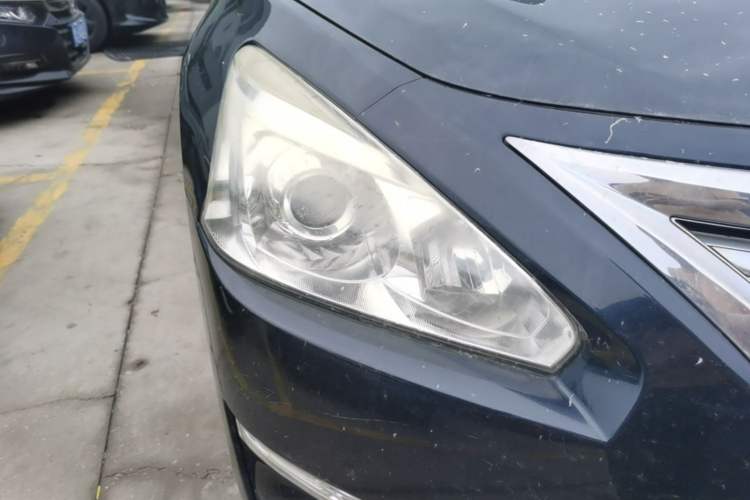 Used Nissan Teana 2014 2.0L XL Upper Tech Edition Right Front Headlight