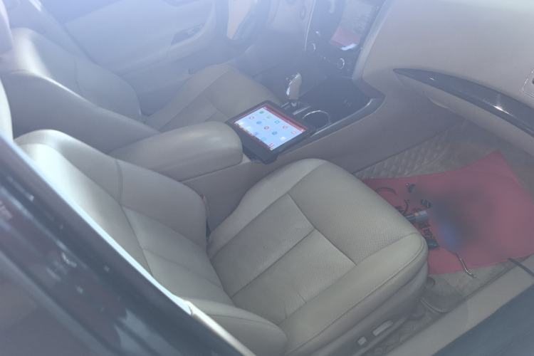 Used Nissan Teana 2014 2.0L XL Upper Tech Edition Right Front Seat