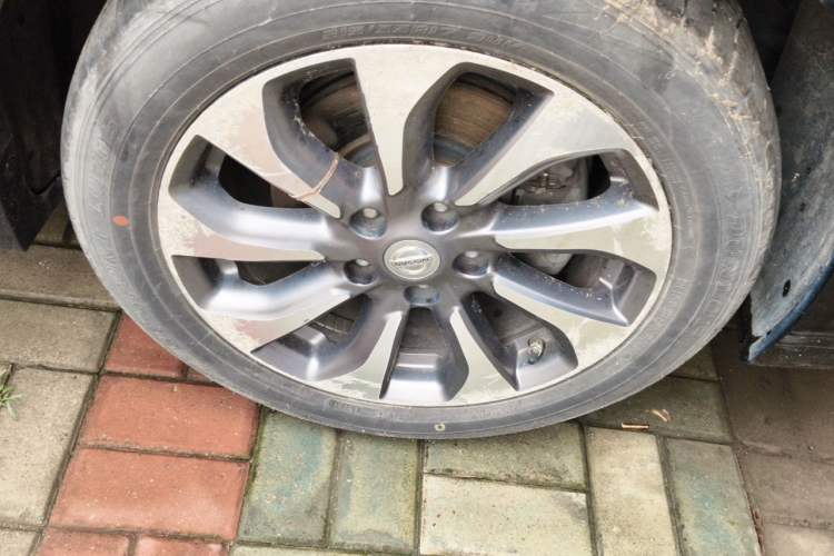 Used Nissan Teana 2014 Duke 2.5L XV Luxury Edition Right Front Wheel Hub