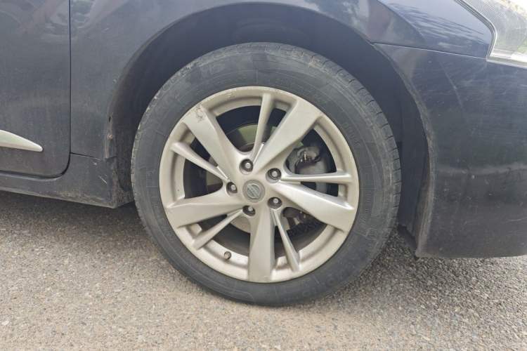 Used Nissan Teana 2014 2.0L XL Upper Tech Edition Right Front Wheel Hub