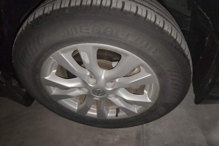 Used Nissan Teana 2014 2.0L XL Upper Tech Edition Right Front Wheel Hub
