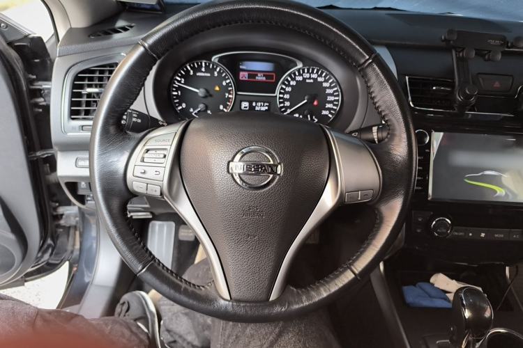 Used Nissan Teana 2014 2.0L XL Upper Tech Edition Steering Wheel
