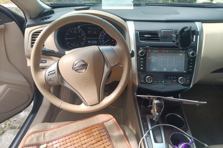 Used Nissan Teana 2014 2.0L XL Upper Tech Edition Steering Wheel