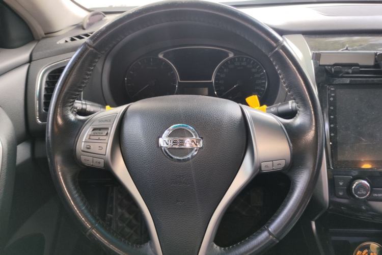 Used Nissan Teana 2014 2.0L XL Upper Tech Edition Steering Wheel