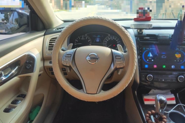 Used Nissan Teana 2014 Duke 2.5L XV Deluxe Edition Steering Wheel